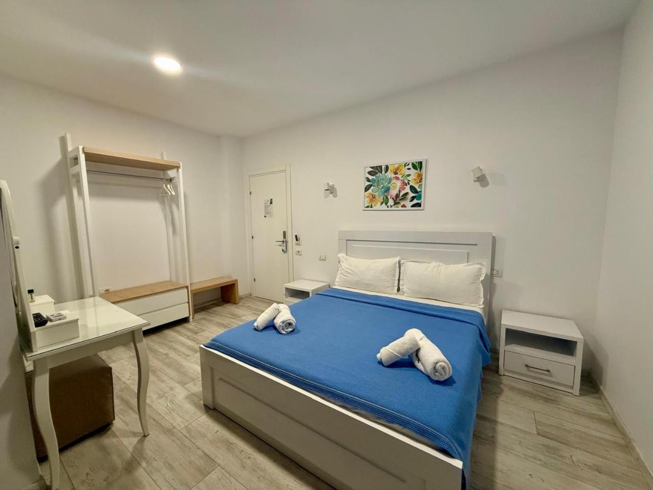 Hotel Stolis Himarë Exteriér fotografie